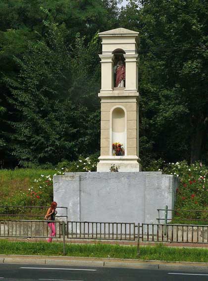 Tomasz Zugaj.  Kapliczka w Parku Saskim, przy Alejach Racławickich w Lublinie