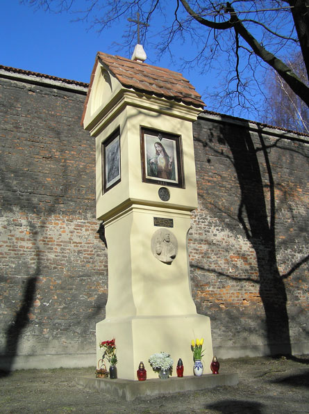 foto:Radoslaw Nowak. Kapliczka przy ulicy Kopernika 44 w Krakowie z 1812 r.